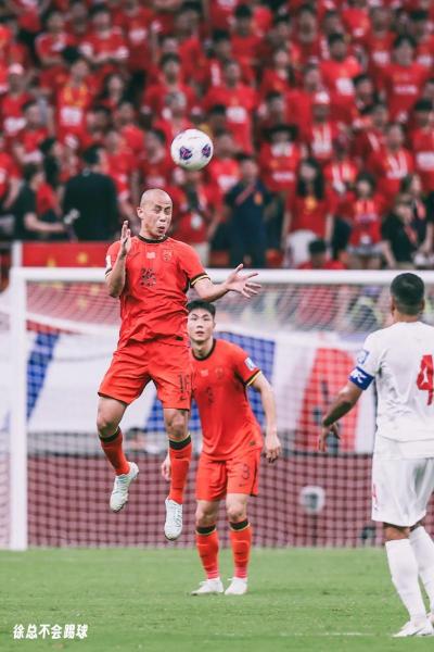 国足世界杯40强，一己之力带领国足世界杯四强